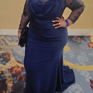 Elegant Navy Long Sleeve Dress